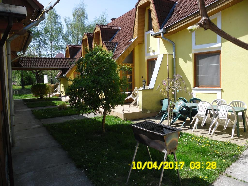 Pension Heidi Lenti Luaran gambar